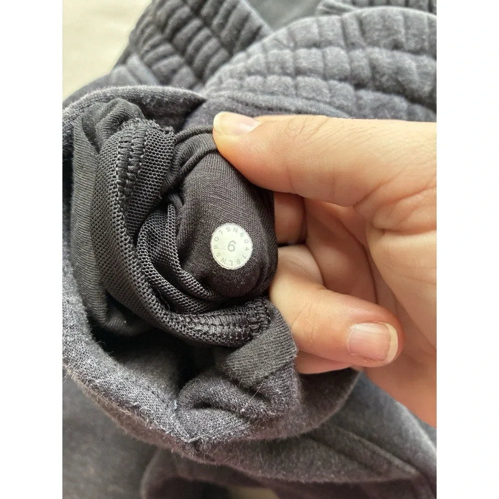 Lululemon Warm Down Jogger Sz 6 Gray Pull On‎ Athletic Pockets